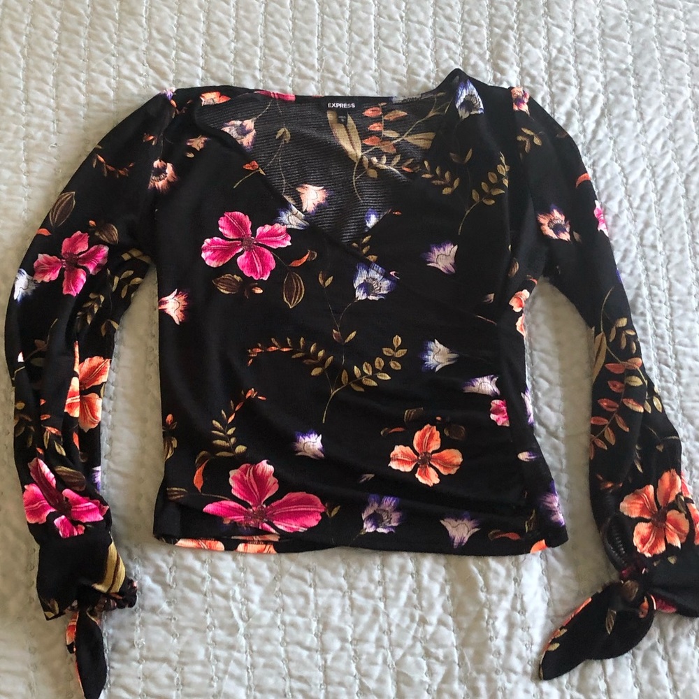Express long sleeve top